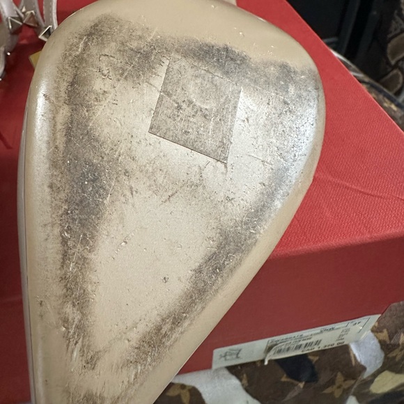 Valentino rockstud nude heels - Picture 8 of 11